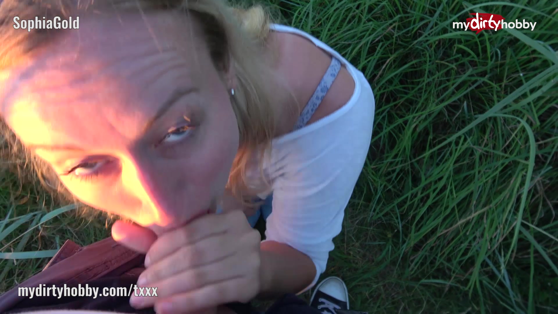 My Dirty Hobby - Hot public blowjob on the beach