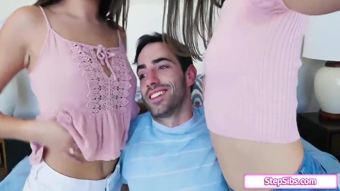 2 Horny Stepsis Fuck Their Nerd Stepbro 6 Min With Riley Reid And Melissa Moore
