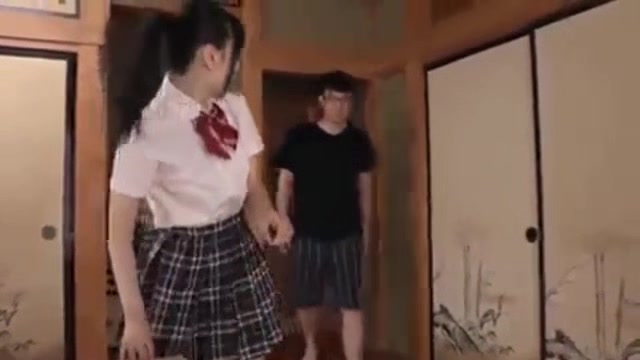 04479,A woman panting in full lewdness
