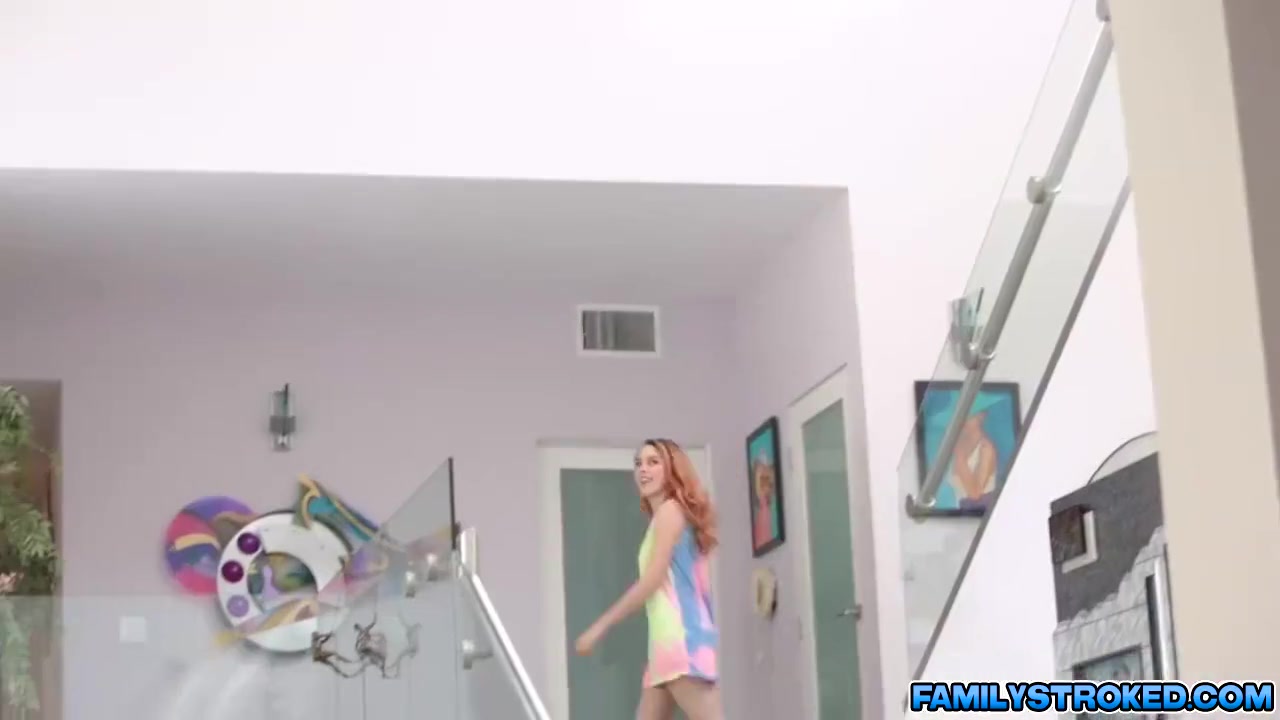 Seduces And Bangs With Rich With Amarna Miller