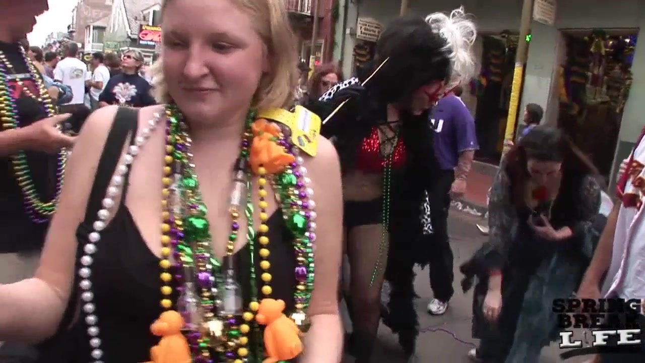Mardi Gras Train Wreck of Awesomeness - SpringbreakLife