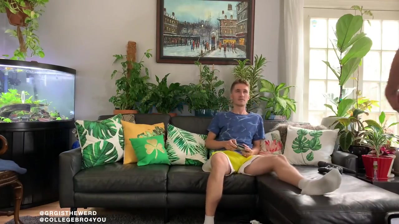 Getting My Dick Sucked While I Play Video Games