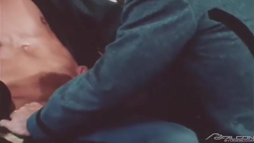 Bareback Deep In The Ass