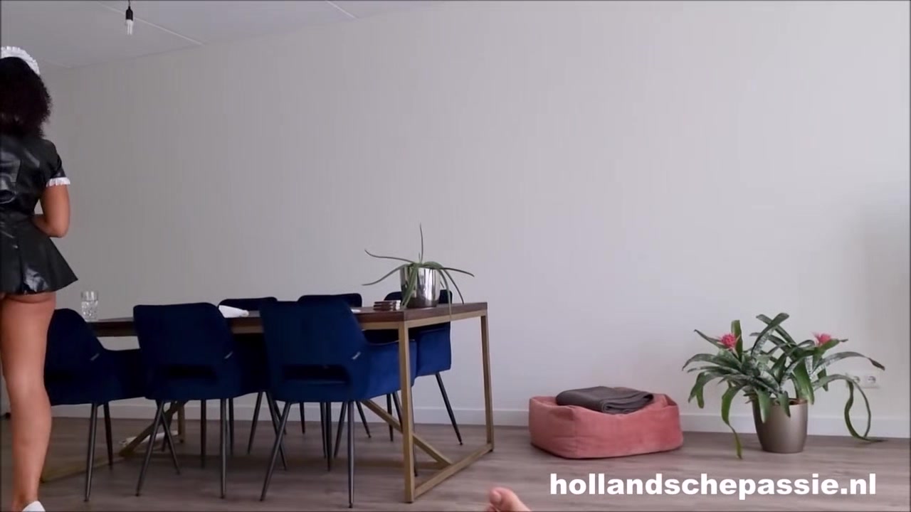 Sex Met Een Dikke Kromme Pik - Passie.Nl