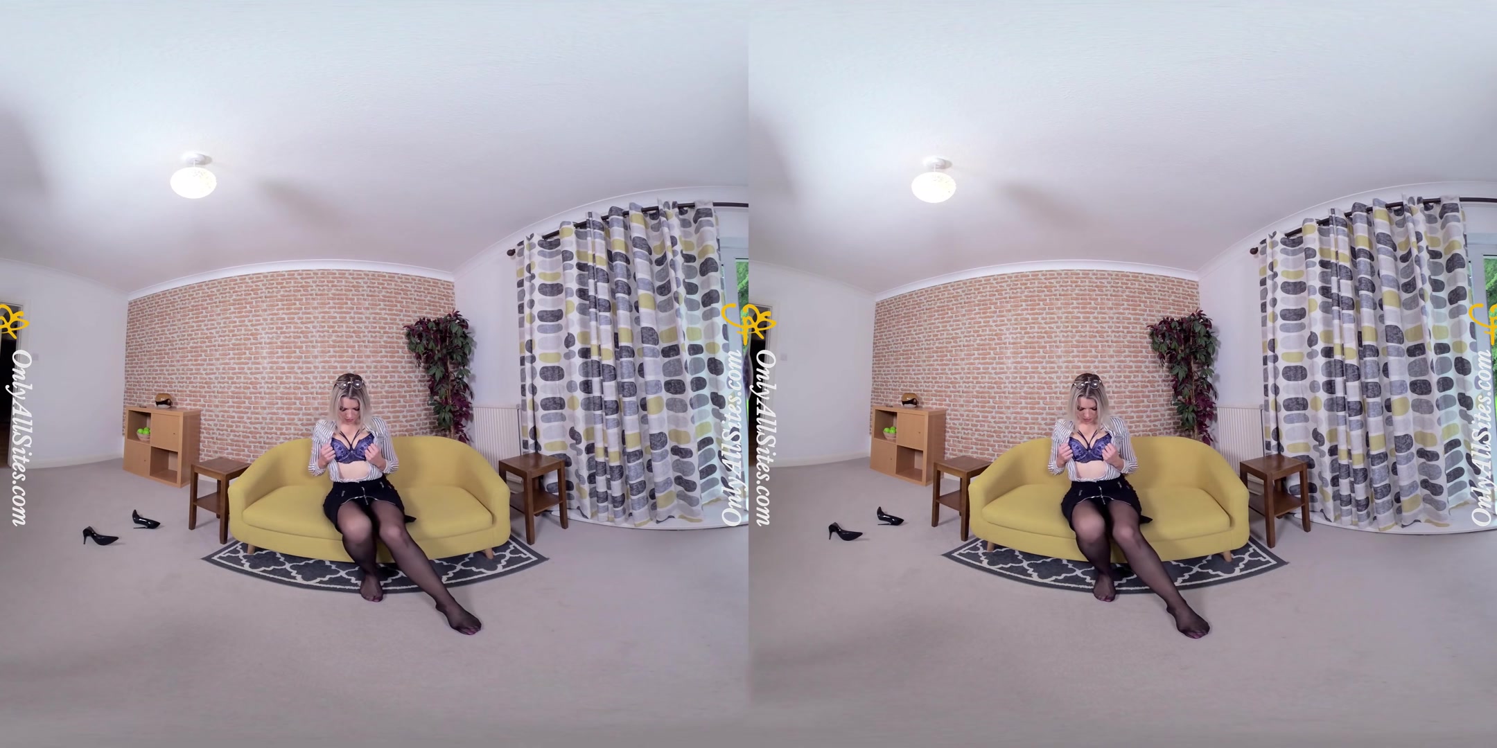 Lydia Jane - Sexy Secretary - OnlyTease
