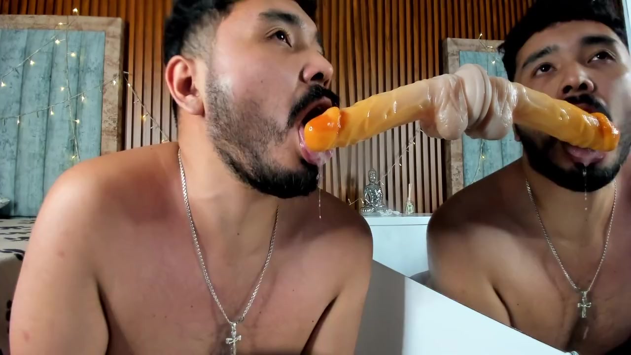 Gay Boy - I Can Stop Sucking Your Cock