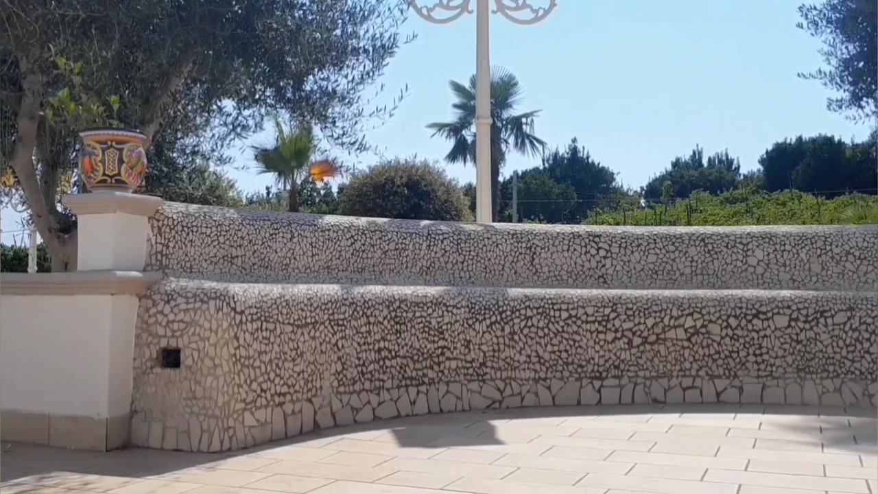 Selenas Outdoor Dancing Posing In Heels
