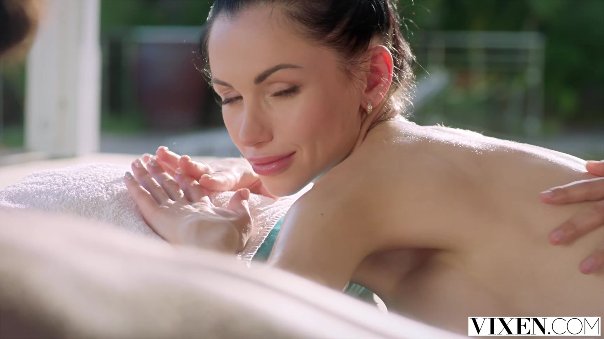VIXEN Spoiled rich girls have threesome at spa