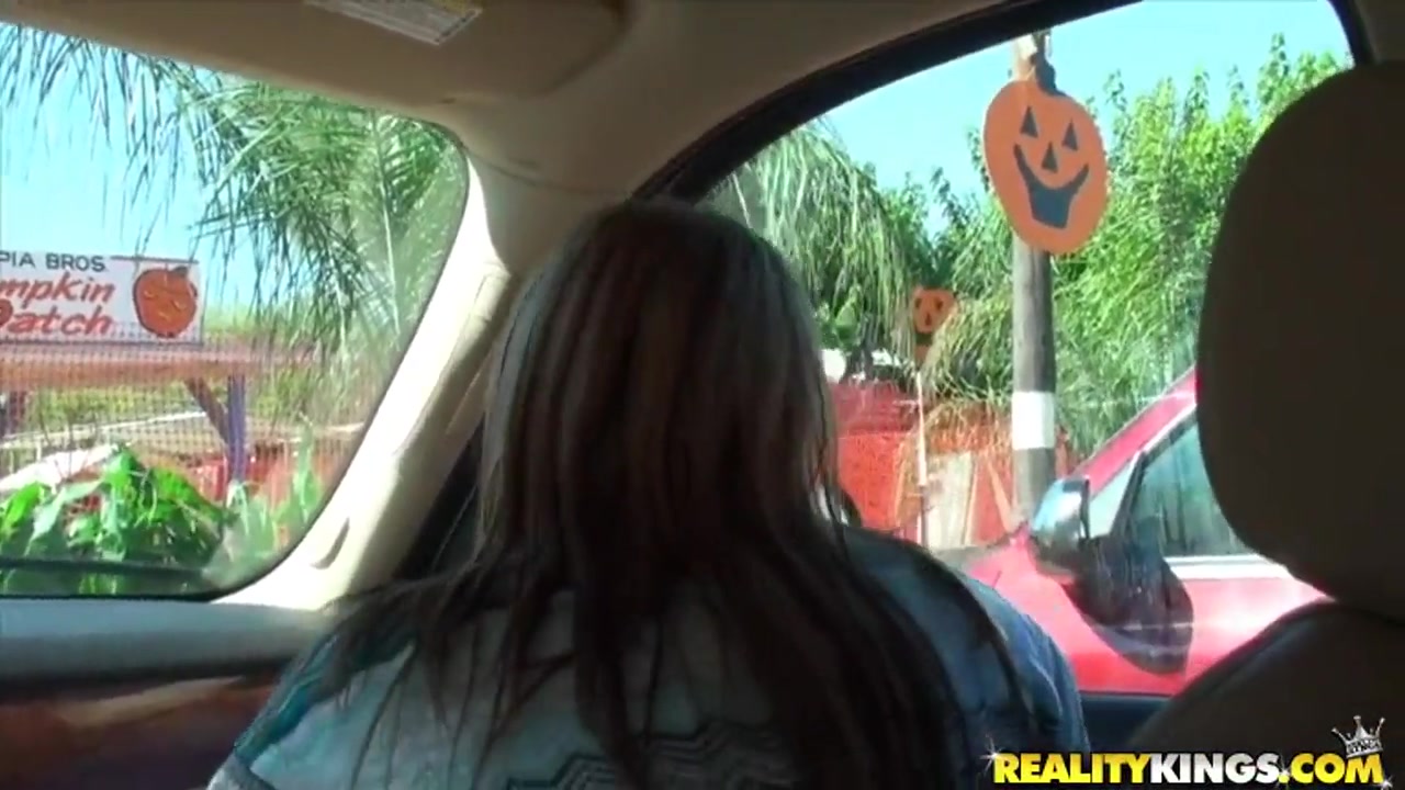 Cassandra Calogera is getting ready for an awesome and sexy Halloween