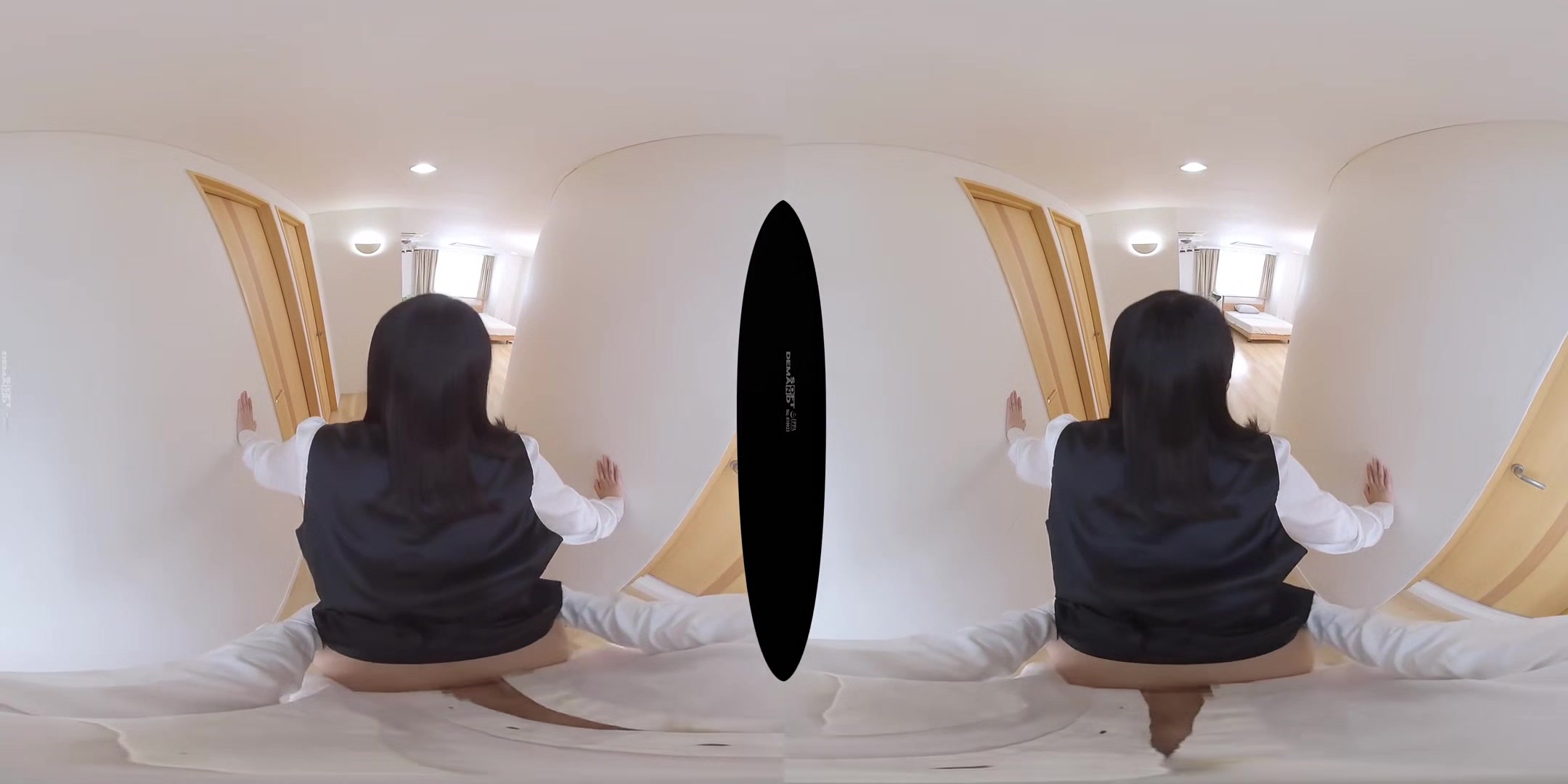Wearable Vr - Friends With Benefit Doing It Between Shifts