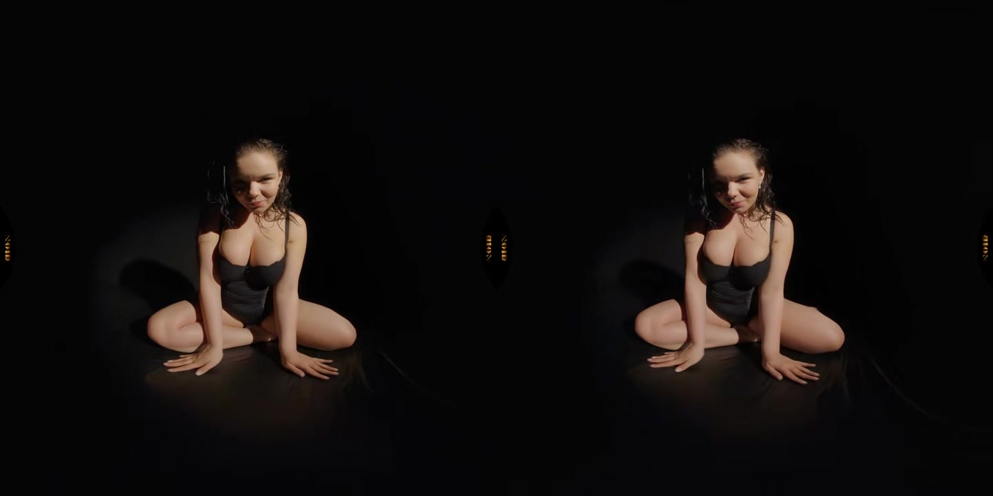 Sofia Lee - Noir