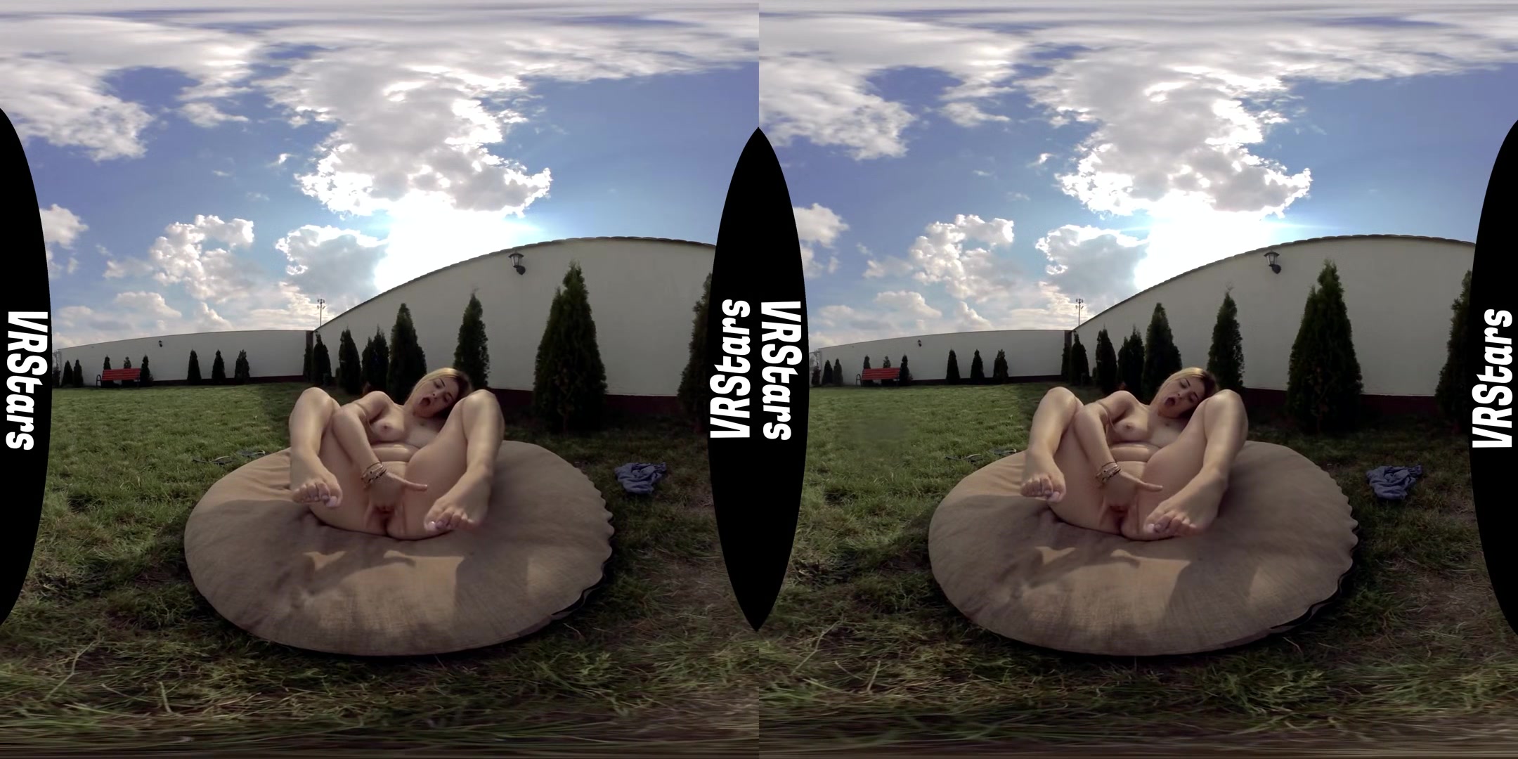 Outdoor Massive Double Squirting! - VRStars - SexLikeReal