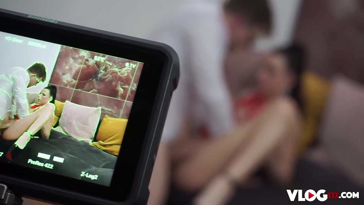 All Natural Beauty Gets Banged In Exclusive Bts Footage With Jenny Doll