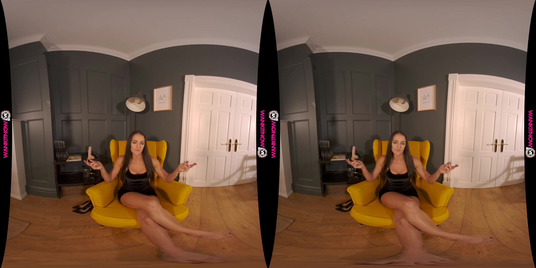 Red Light Green Light featuring Cleo Summers - WankitNowVR