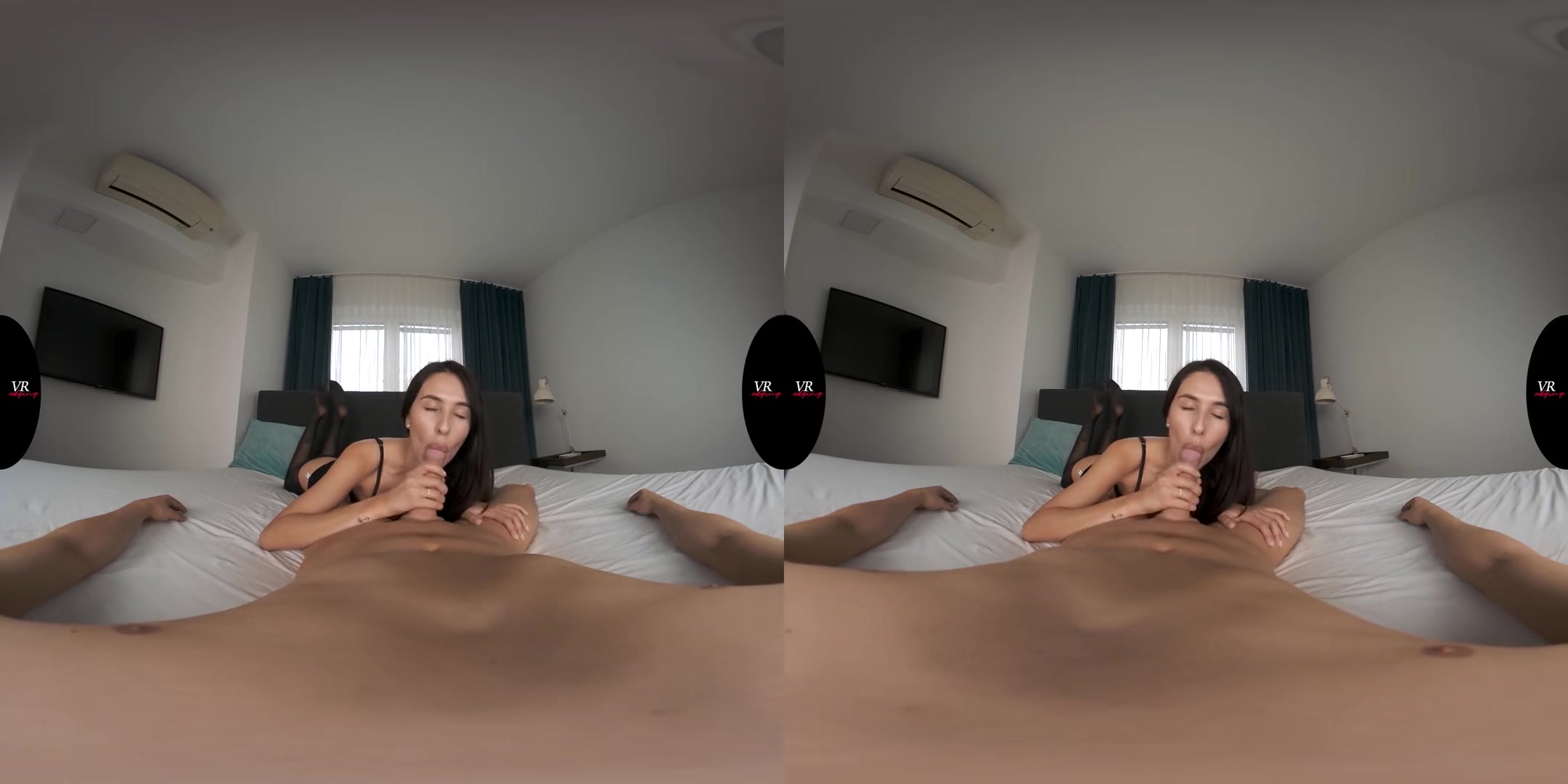 Alyssa Lets You Explode On Her Nylon Feet; Virtual Reality Blowjob and Edging