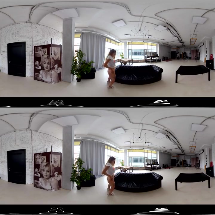 VR porn - Tight Titty T-Shirt 360º - StasyQVR