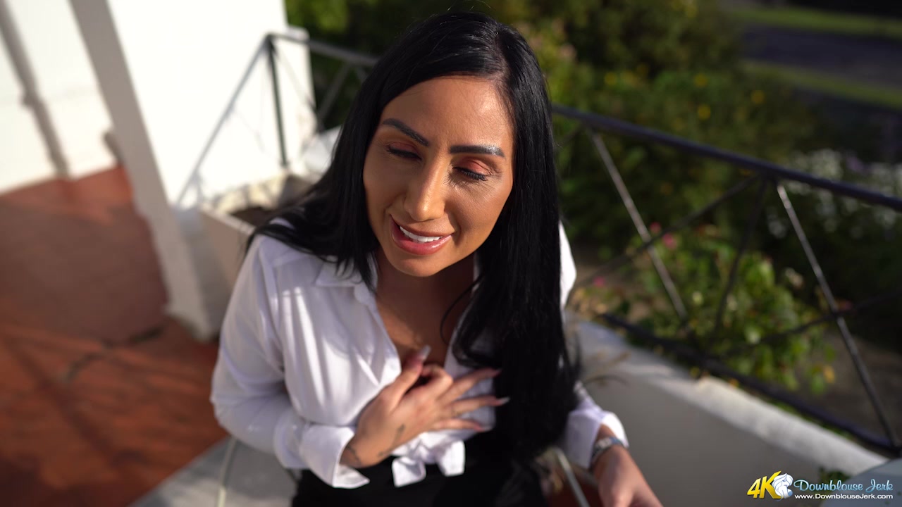 The Pervy Flatmate - DownblouseJerk