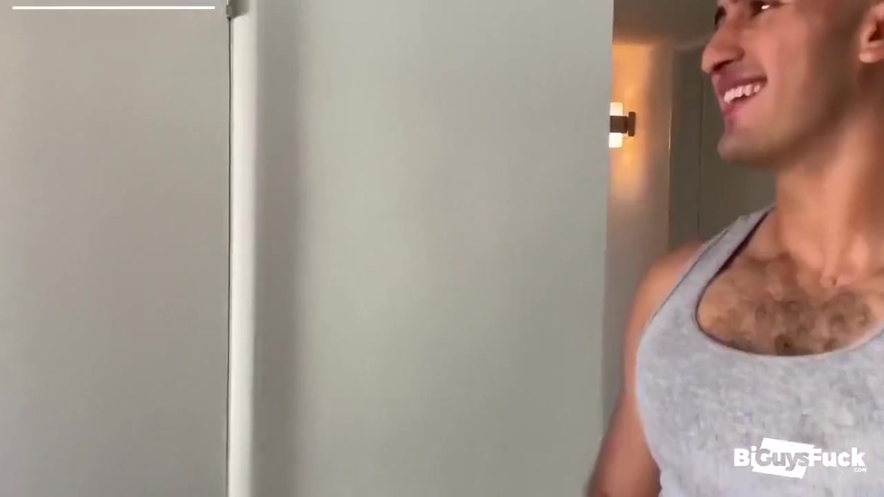 Latina Lopez, Juan Lucas And Maximus Kelly - Bts Bubble Butt Before He Fucks Latin Stud And Latina
