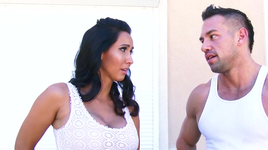 Isis Love gets one juicy creampie - naughtyamerica