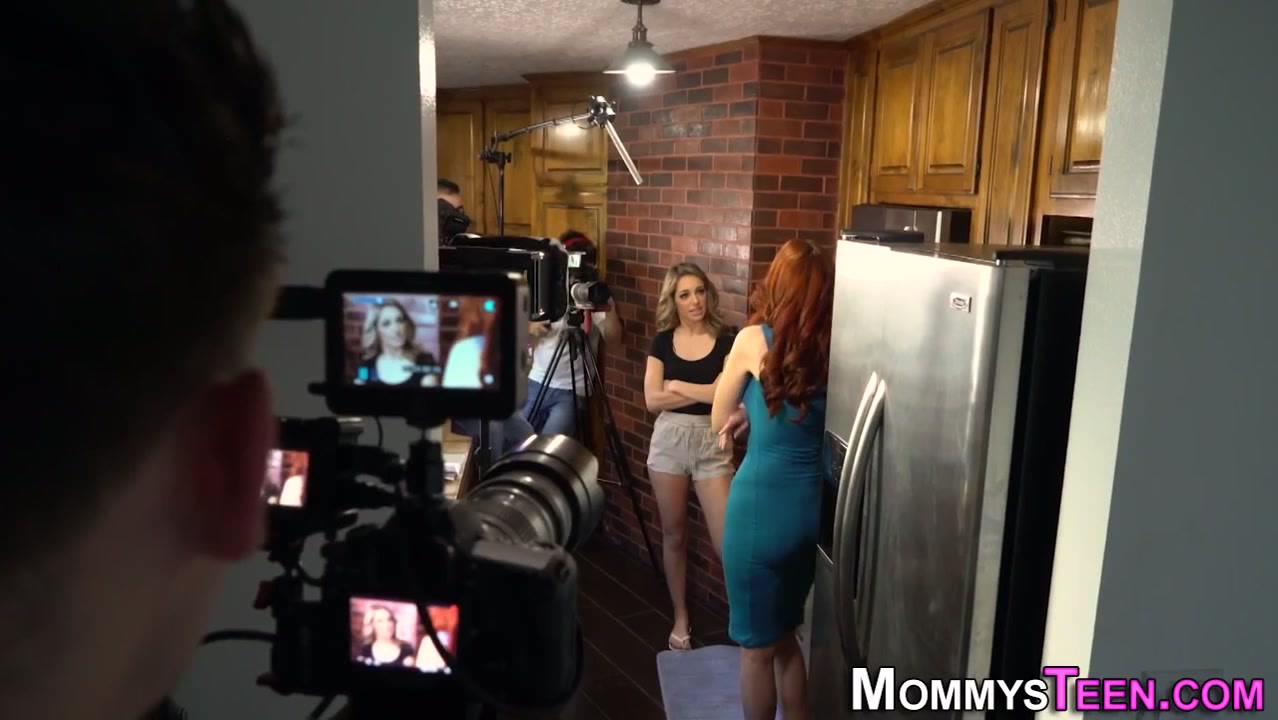 teen 18+ talks stepmom porn