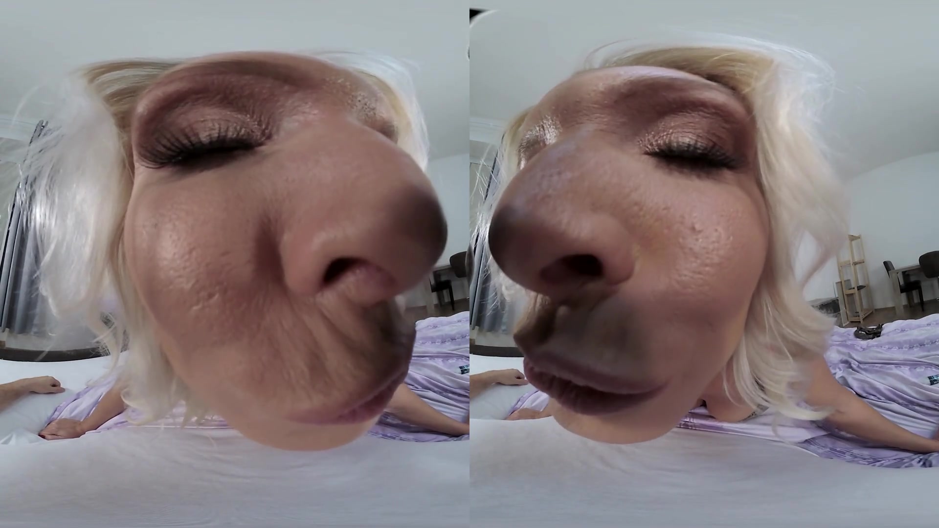 Kathy Anderson: The Pussycat; Amateur Blonde Babe in Bed