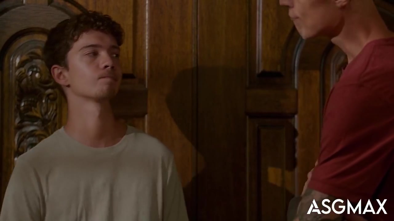 Hoss Kado In Sneakily Jerked Off Under Dinner Table, Then Takes Roommates Dick