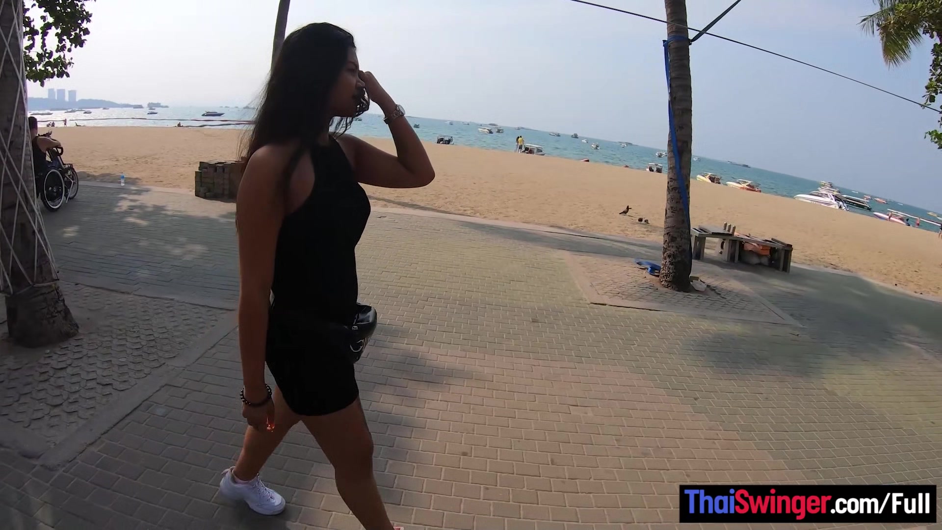 Big ass teen 18+ amateur from Thailand made a porno movie with big dick tourist