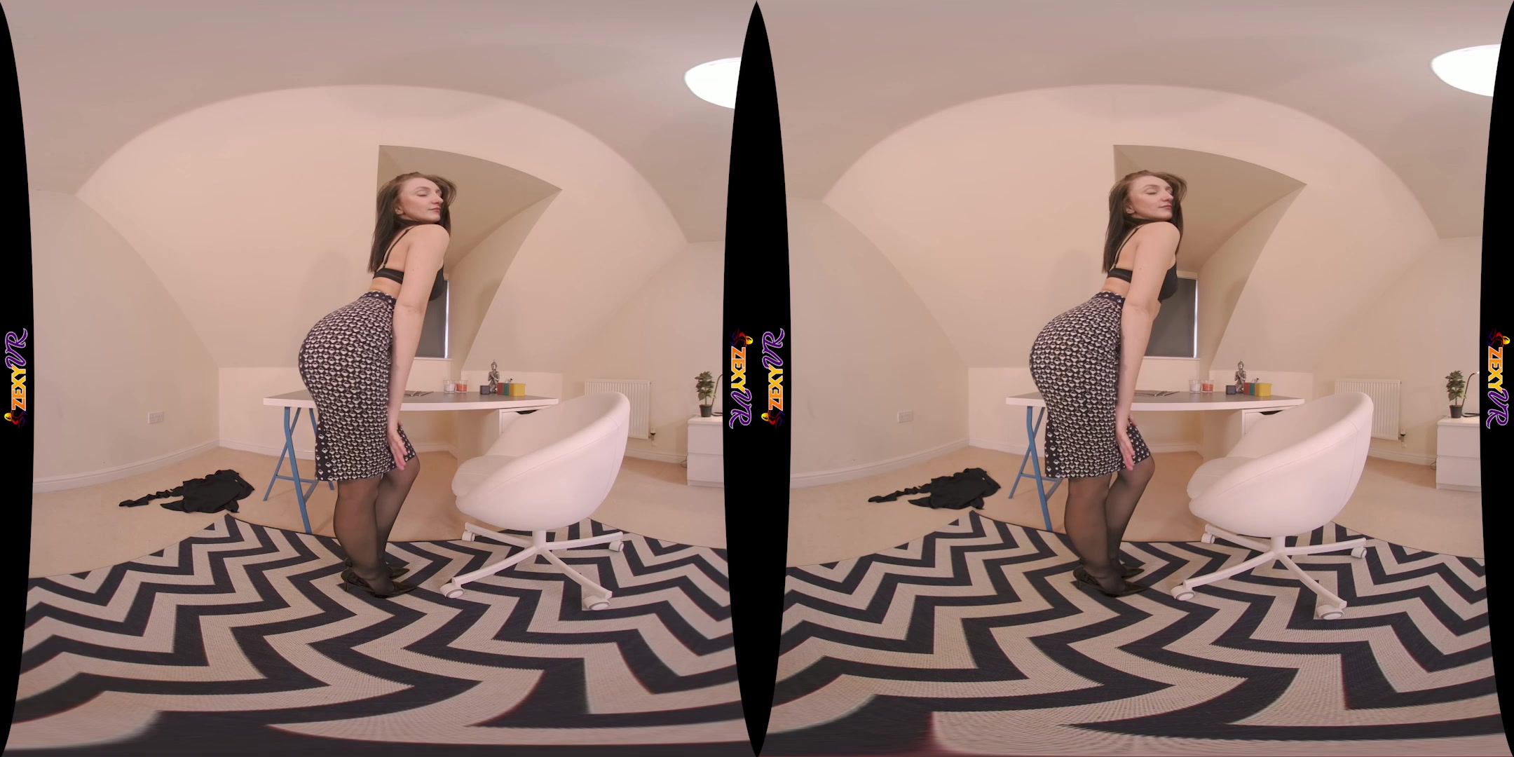 Strip Sales Reward featuring Mia J - ZexyVR