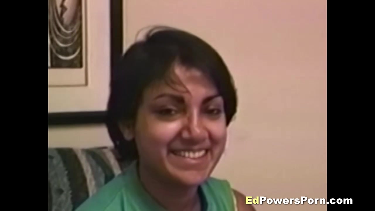 Indian slut gets creampie