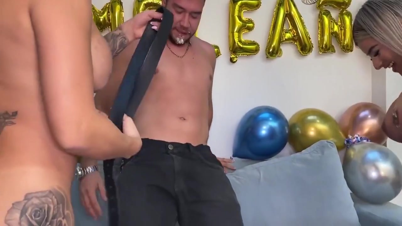 My Birthday Gift Is A Foursome With Three Horny Colombian Latinas
