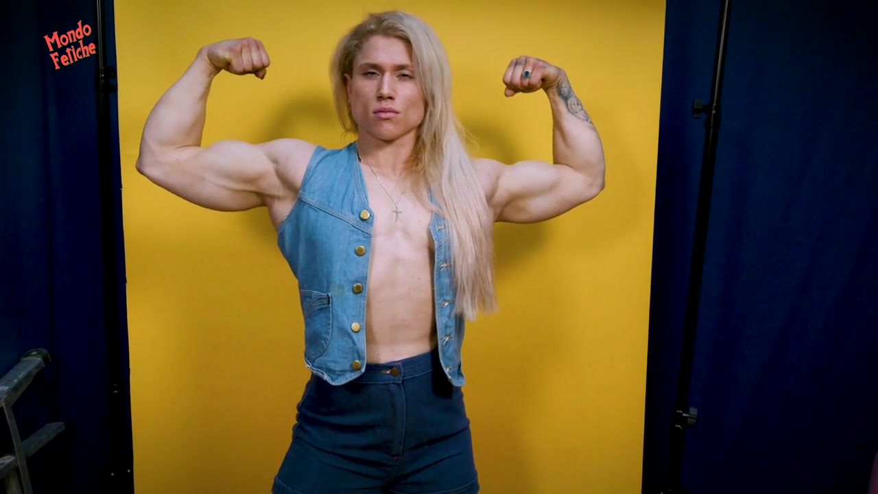 Julia Foery in Julia Foery: Female Bodybuilder Dreamboat! - KINK