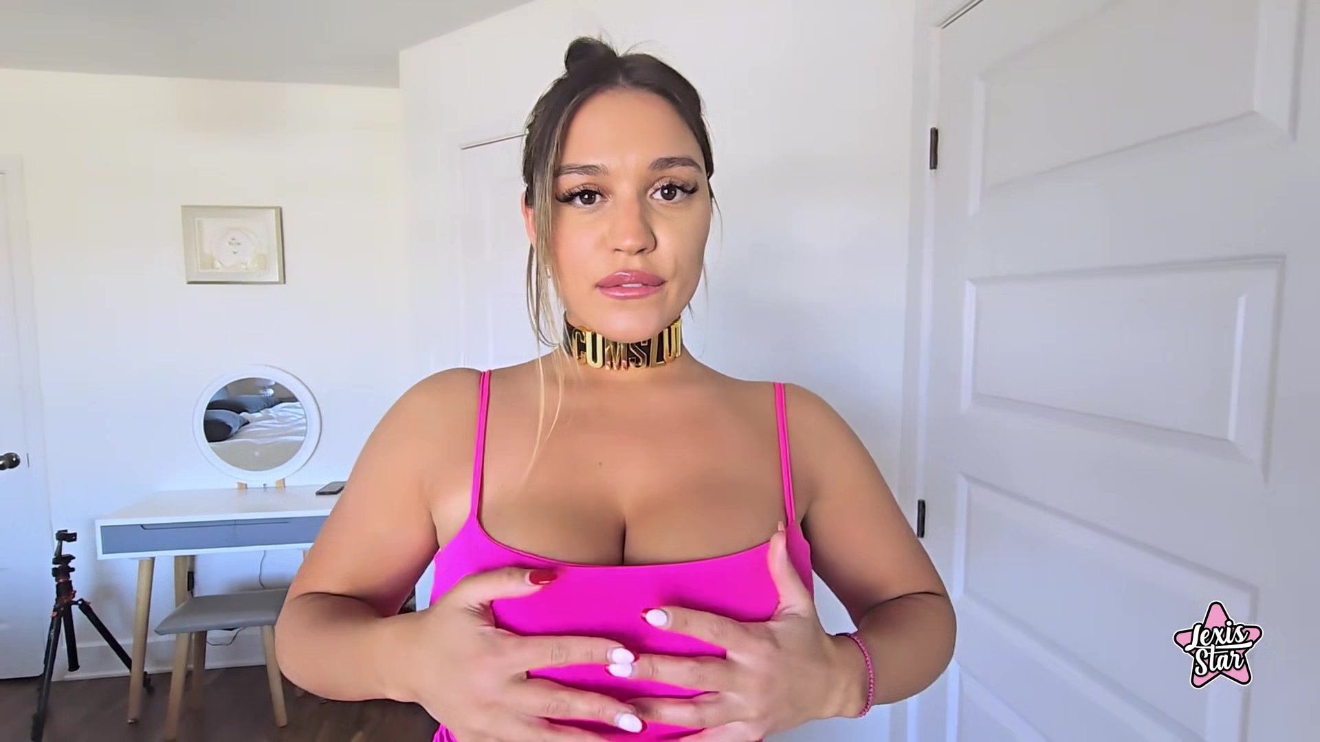 Give Mommy Your Milk - Lexis Star