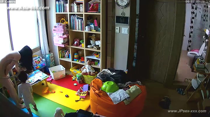 Hackers use the camera to remote monitoring of a lover's home life.454