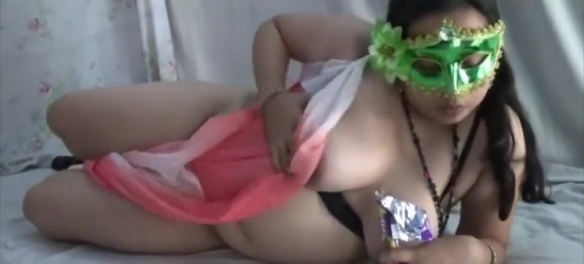 Huge Boobed Bhabhi