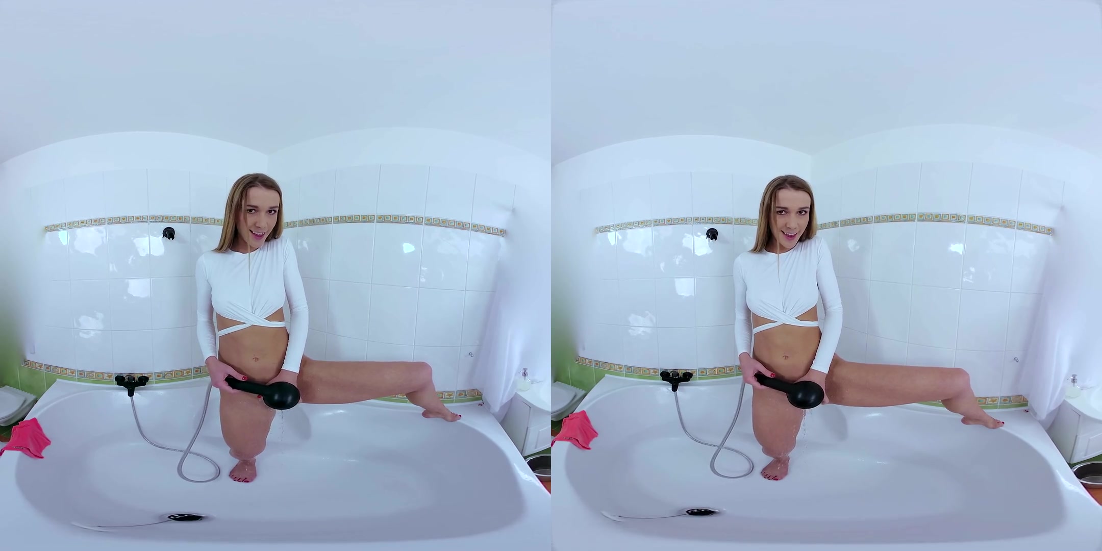 Alexis Crystal in Peeing Alexis - CzechVRFetish