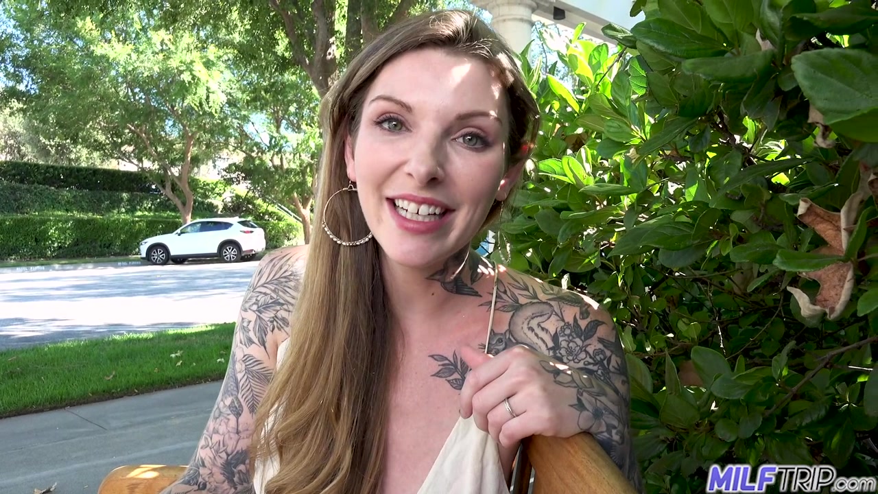 MILF POV Creampie - MilfTrip