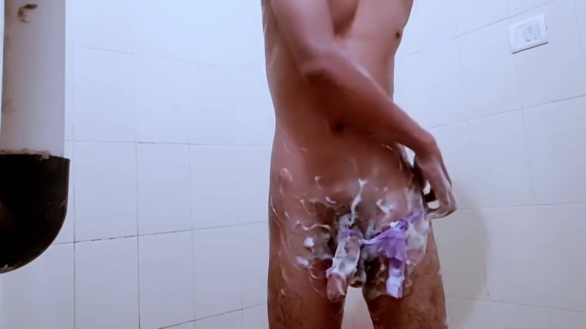 Gay Boy - My Horny Step sister Is Watching Me During Naked Bathing. She Just Love Watching My Big Cock
