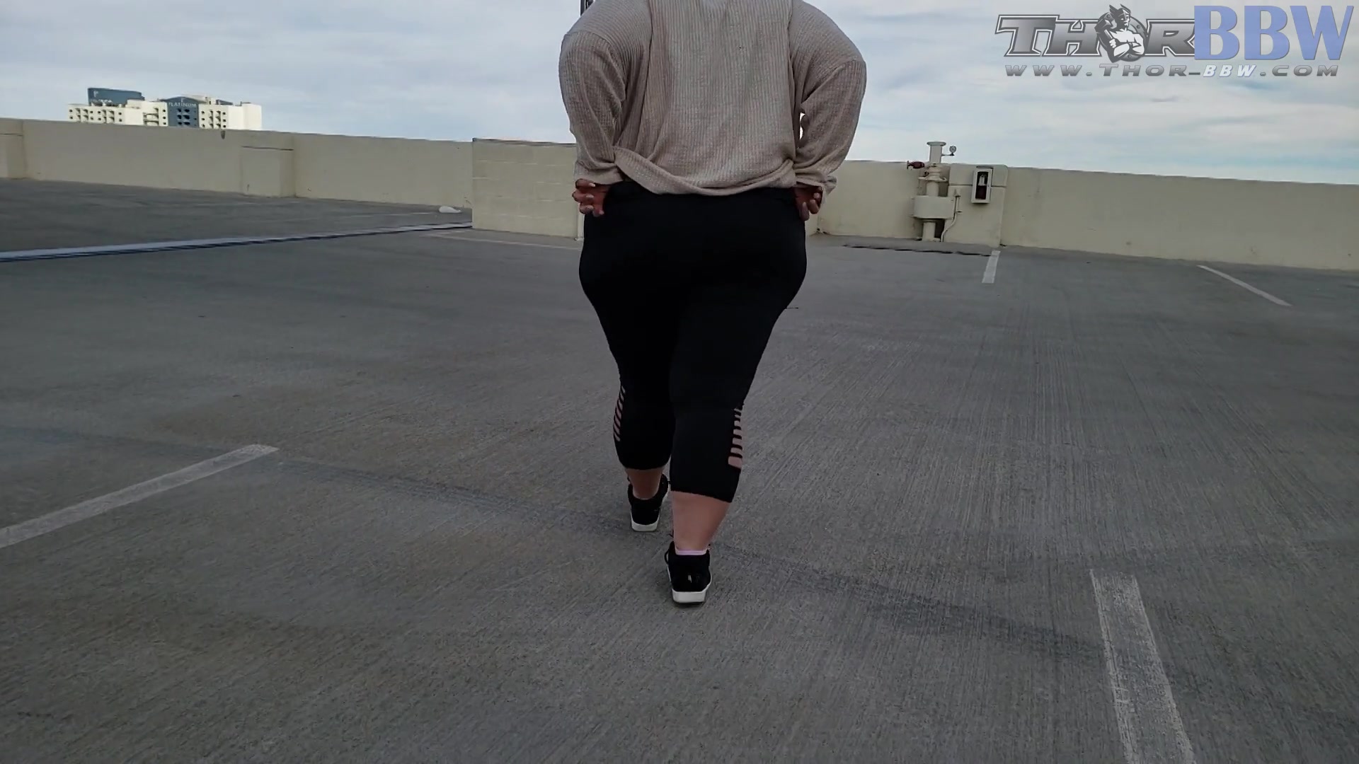Suzee Que Public - Thor-Bbw