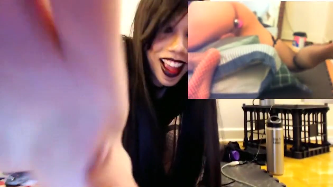 Cute Asian Crossdresser Triss Goth