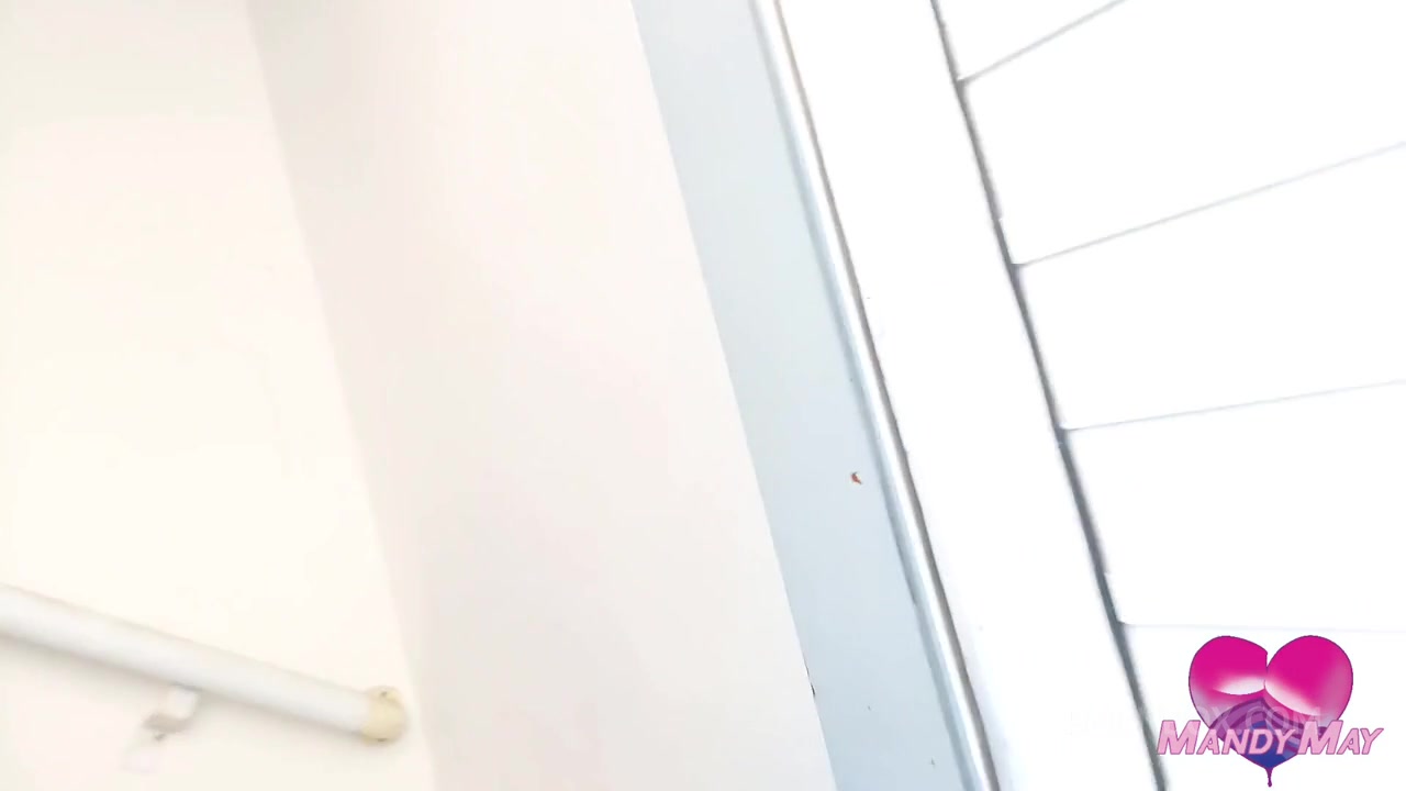 Farting on dick while he fucks my asshole then farting the fuck out with prolapse - PissVids