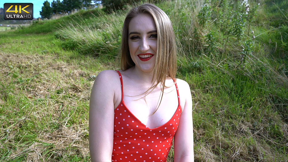 Molly - The Best Boyfriend - Sexy Videos - WankitNow