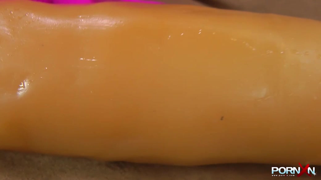 Hotkinkyjo in Stretchus Maximus - pornxn.com