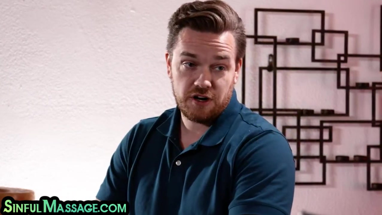 WAM babe gets oiled fuck by her boss during pause on work