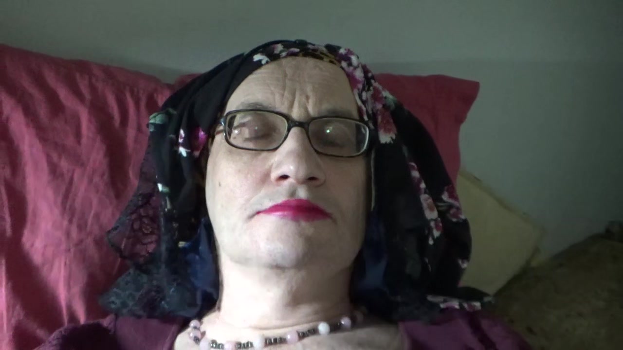 Old lady Sveta Lu-sin. 2023za
