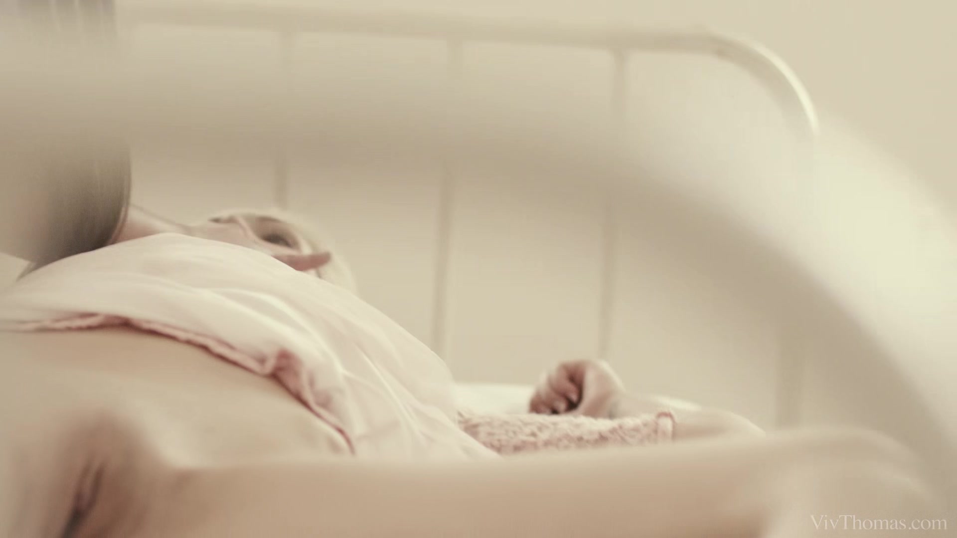 REM 3 - Hospital - Candy Sweet & Lauren - VivThomas