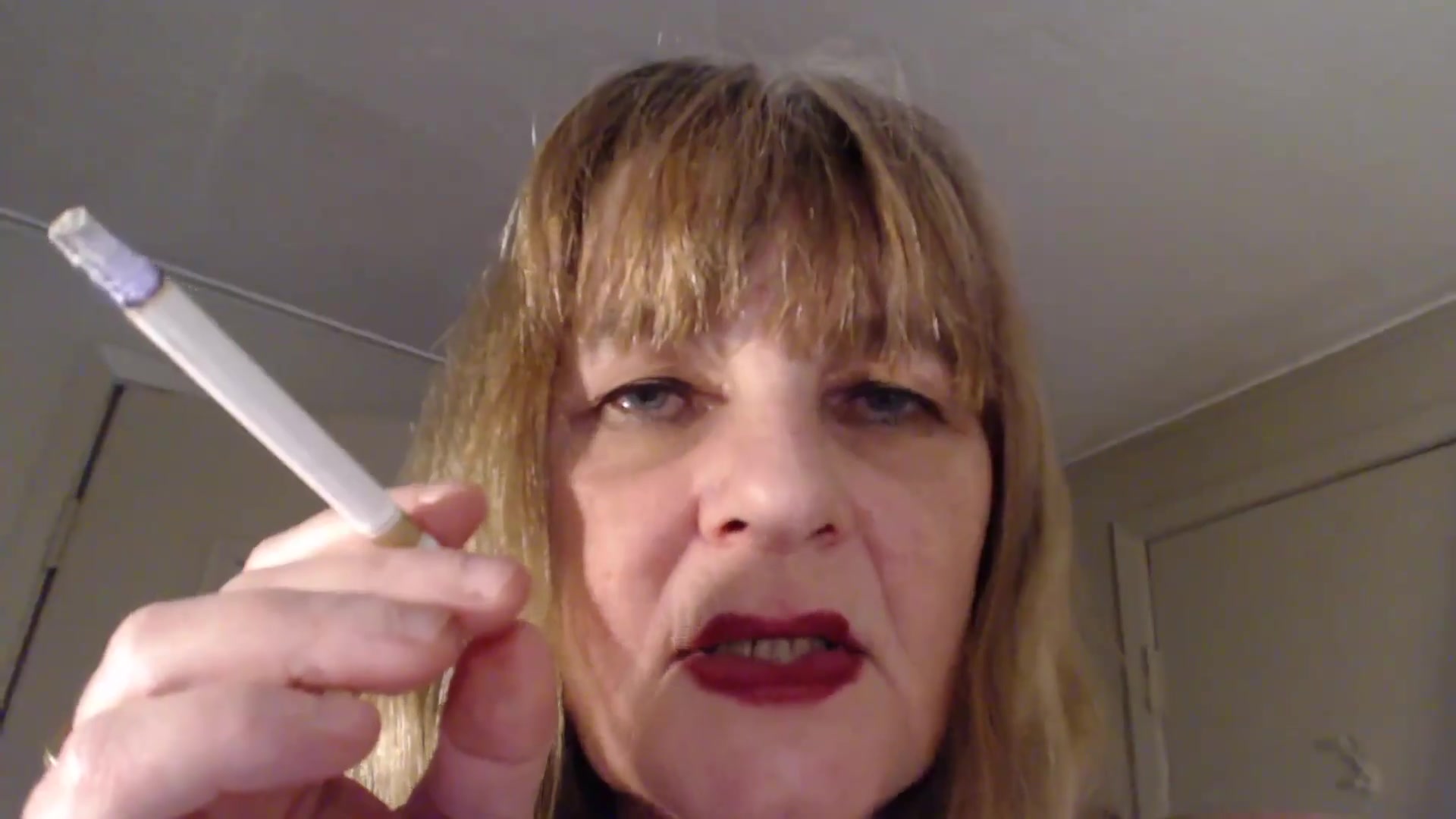 Smoking Mouth - TacAmateurs