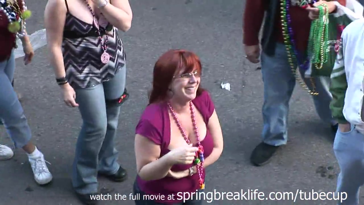 SpringBreakLife Video: Daytime Flashers