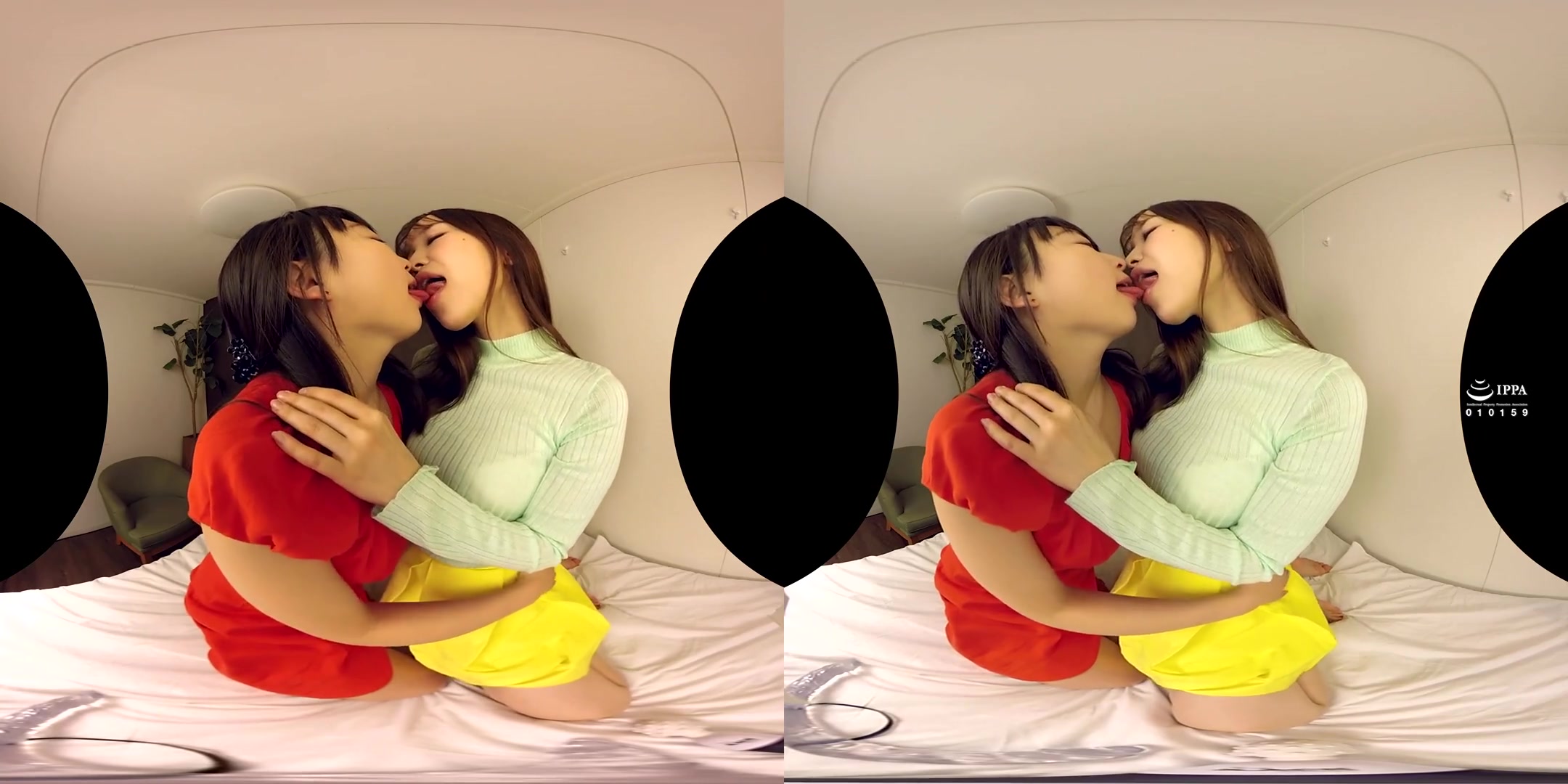 Yuu Shinoda & Nozomi Hazuki in Nozomi Hazuki and Yuu Shinoda Watch Us Have Lesbian Sex - CasanovA