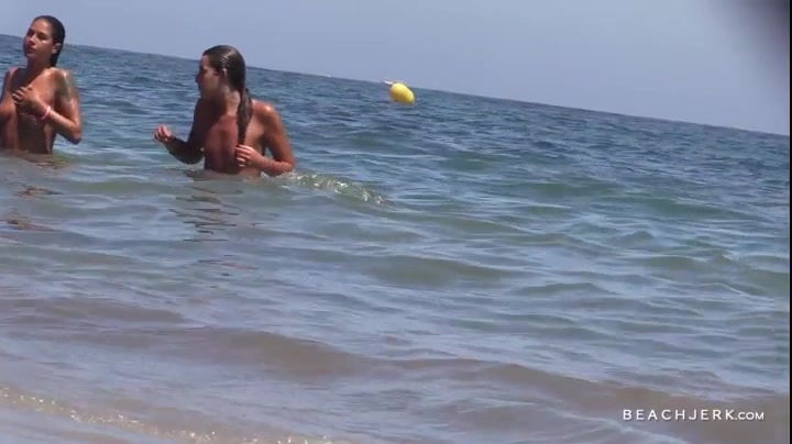 Lots of Beach Boobs - BeachJerk