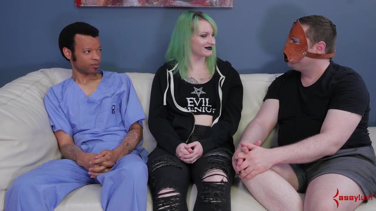 Mouth fuck BDSM sub chick painting with her butt